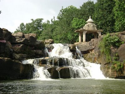 Koilighughar-Waterfall-Orissa-Jharsuguda